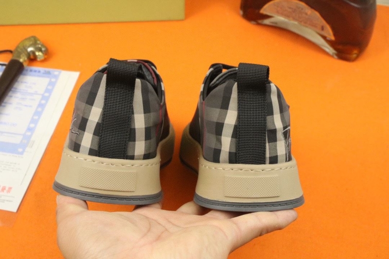 Burberry Sneakers